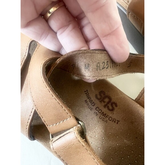 SAS Women's Huggy Caramel Sandals Shoes Hook Loop Comfort Walking $199 Size 9 - Picture 7 of 7
